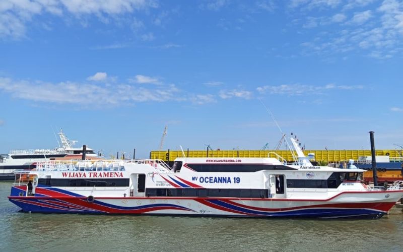 Wijaya TRAMENA Fast Boat